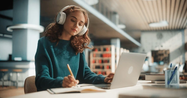 10 Tips For Thriving In University